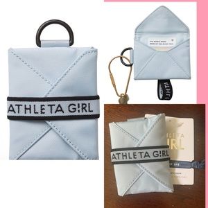 - WATER RESISTANT CARDHOLDER ATHLETA NWT